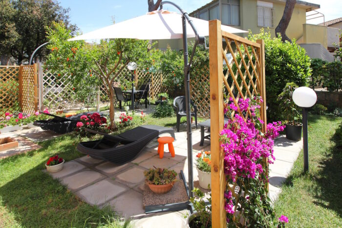 Giardino di Holiday Home Arzilli a Follonica